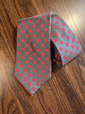 Vintage Huntington Mens Tie 4 inch Red and Gray Geometric Preppy